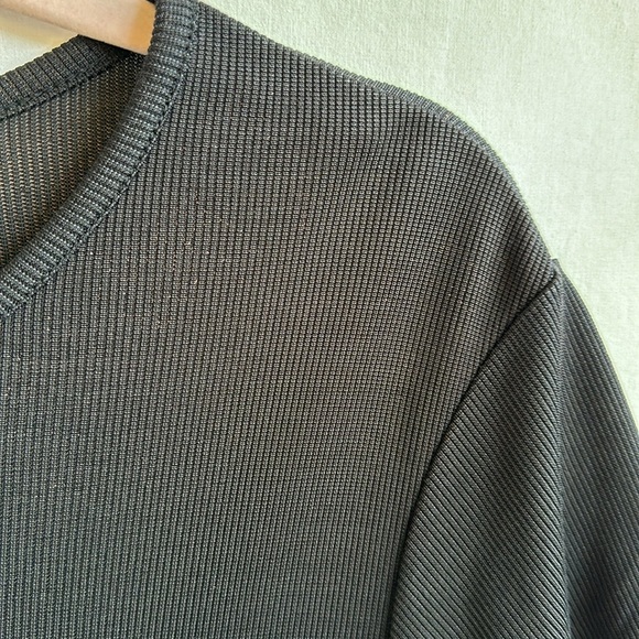 Express Tricot black short sleeve top, size M - Picture 4 of 7